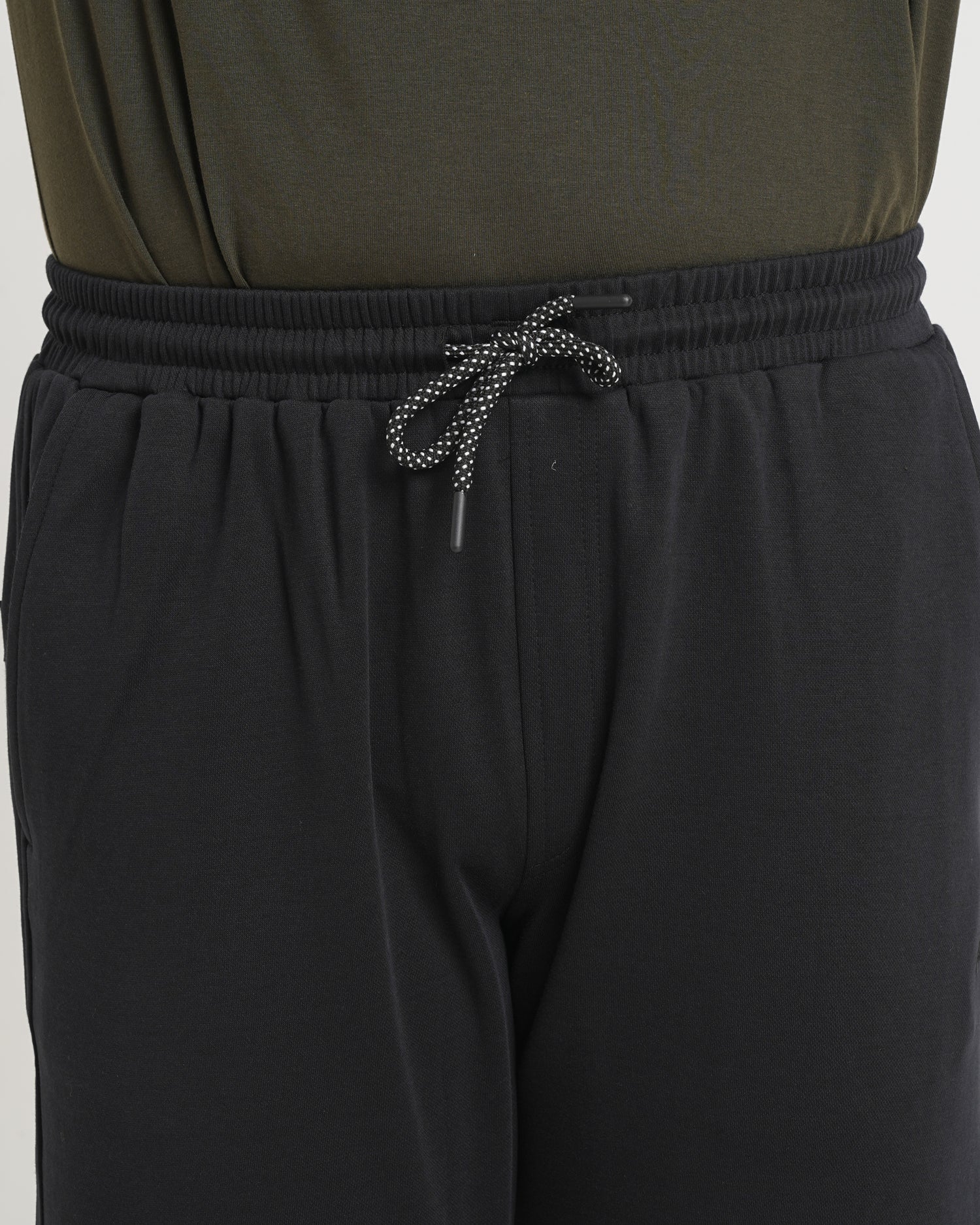 Men’s Relaxed Fit Self-Pattern Track Pants – Minimal Design with Zip Pockets -695