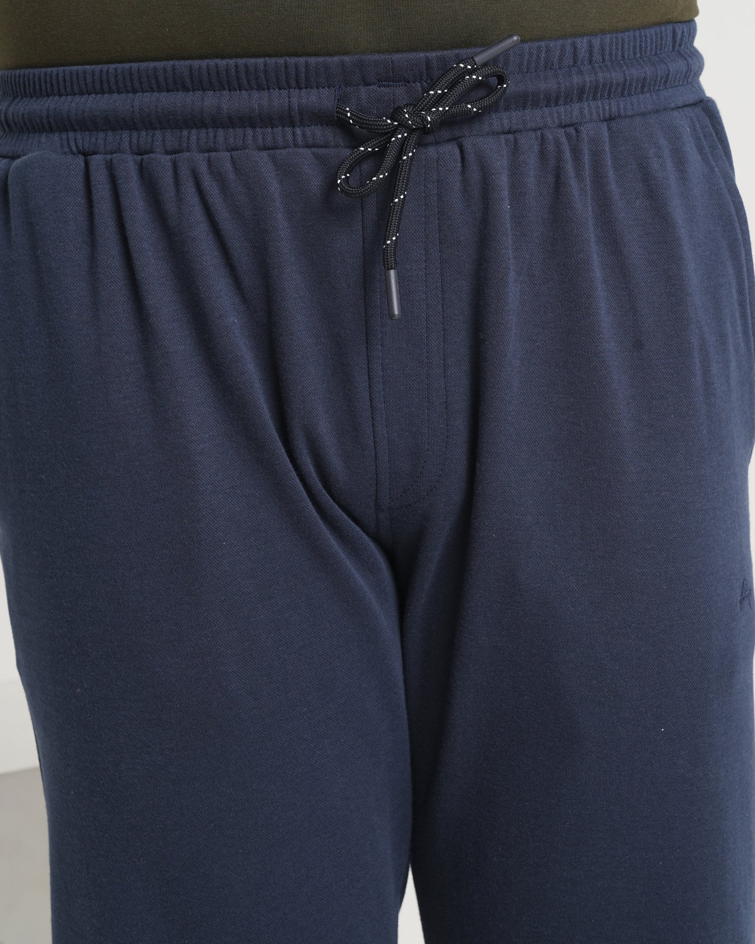 Men’s Relaxed Fit Self-Pattern Track Pants – Minimal Design with Zip Pockets -695
