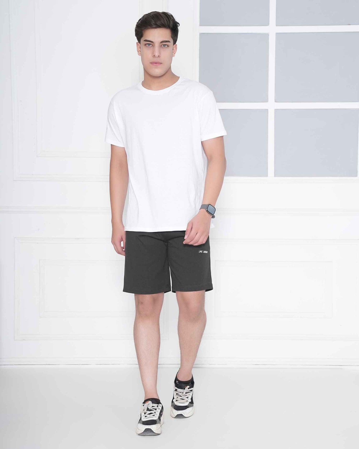 Essential Solid Bermuda Shorts Minimal Style & Comfort - 102