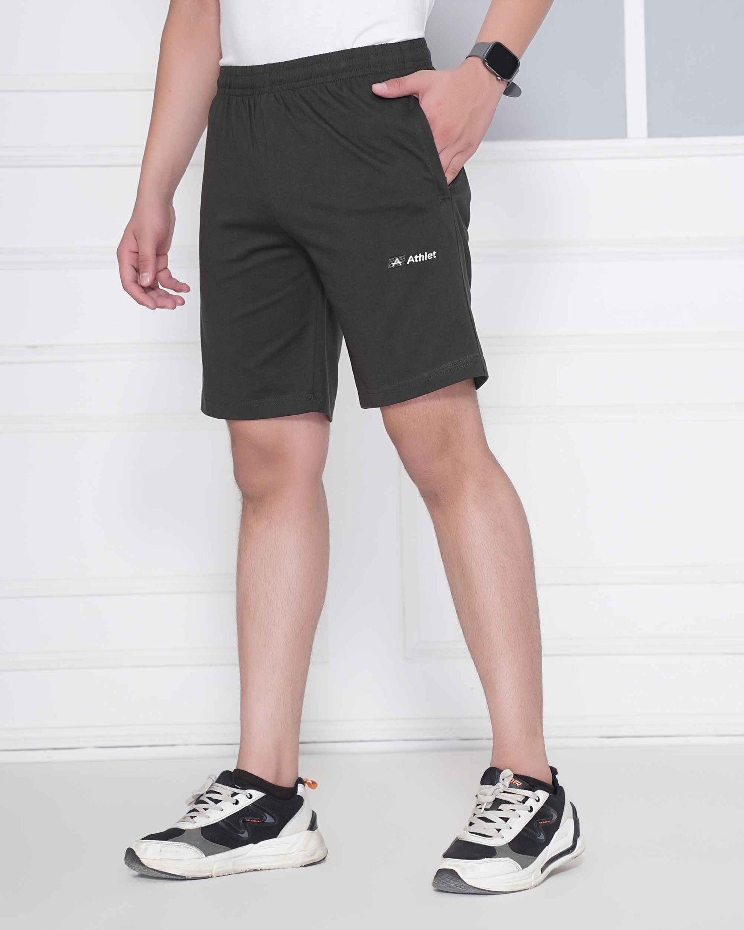 Essential Solid Bermuda Shorts Minimal Style & Comfort - 102