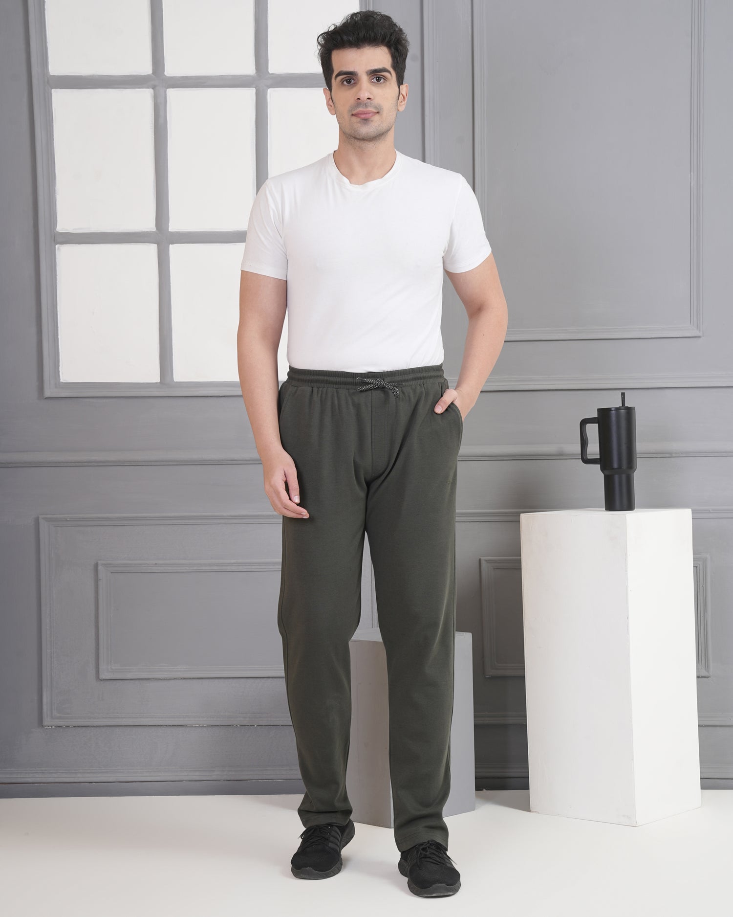 Men’s Relaxed Fit Self-Pattern Track Pants – Minimal Design with Zip Pockets -695