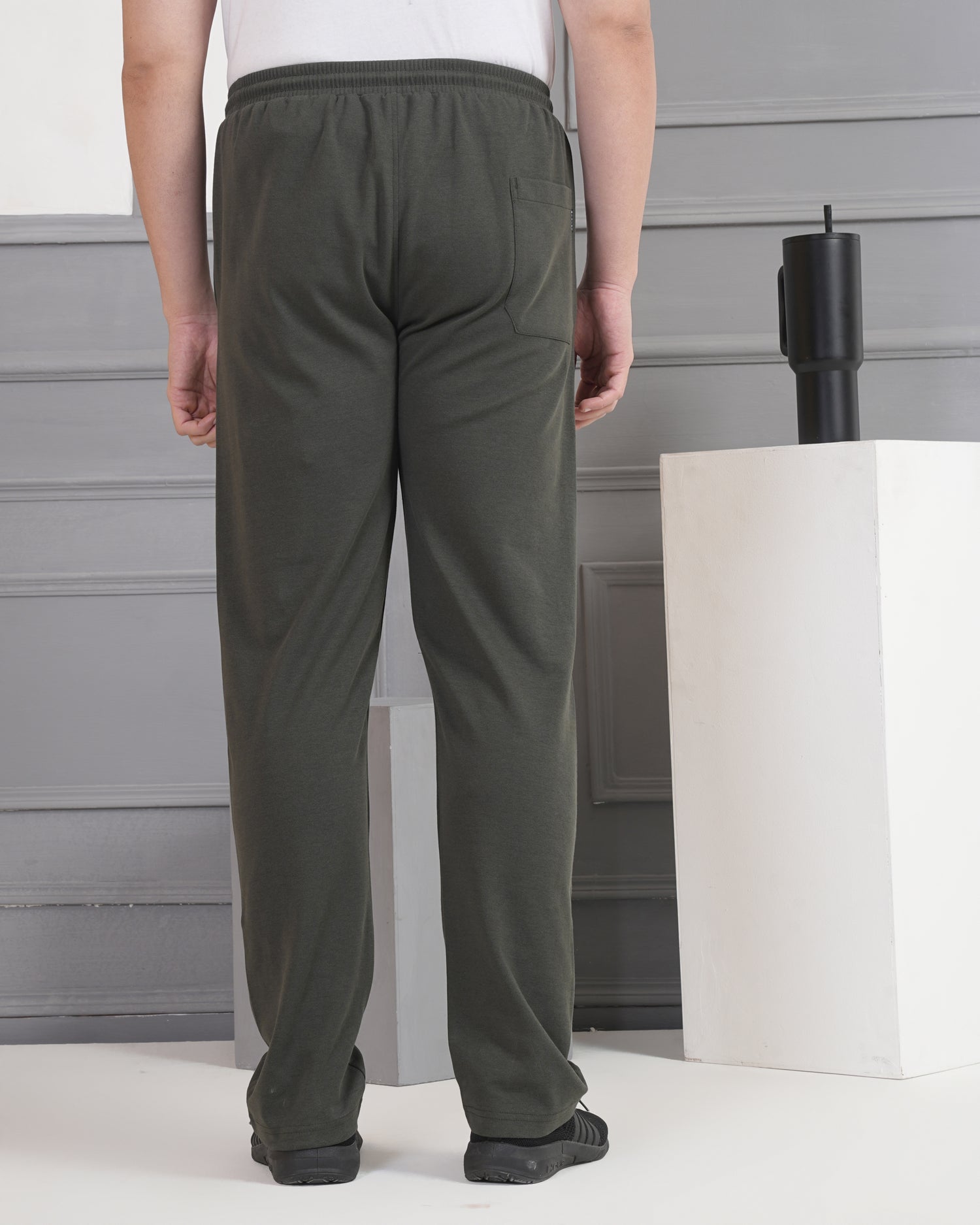 Men’s Relaxed Fit Self-Pattern Track Pants – Minimal Design with Zip Pockets -695