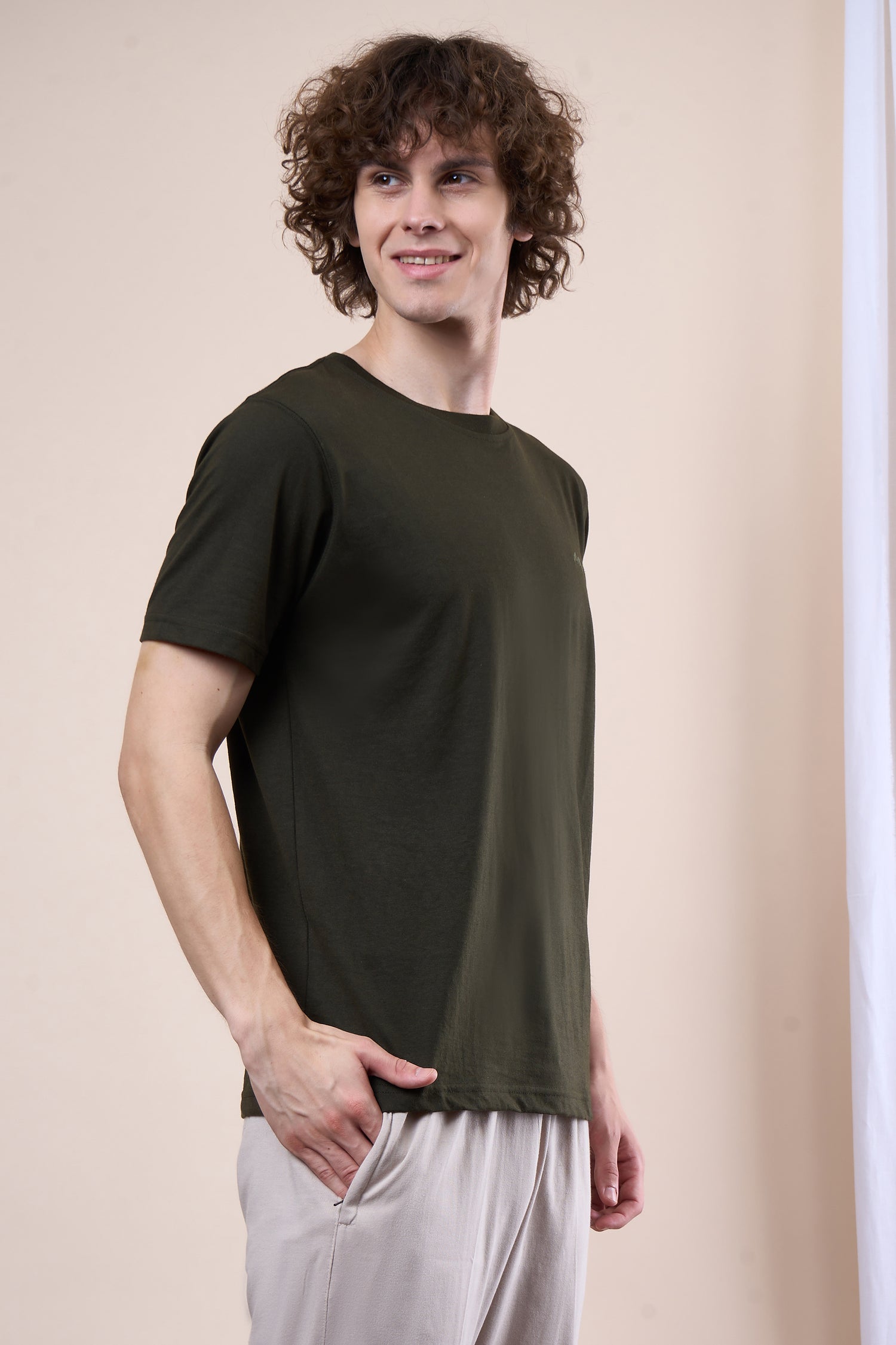 Classic Men's Crew Neck T-Shirt -333 HS